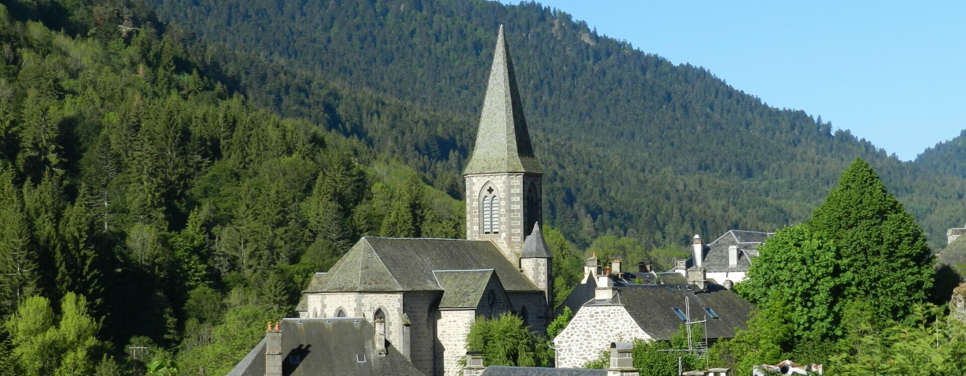 Laveissière et sa région